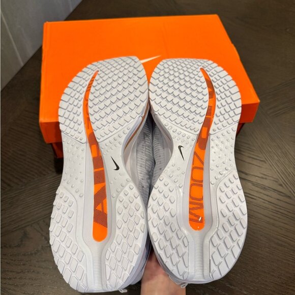 Nike Pegasus Premium - Picture 3 of 5